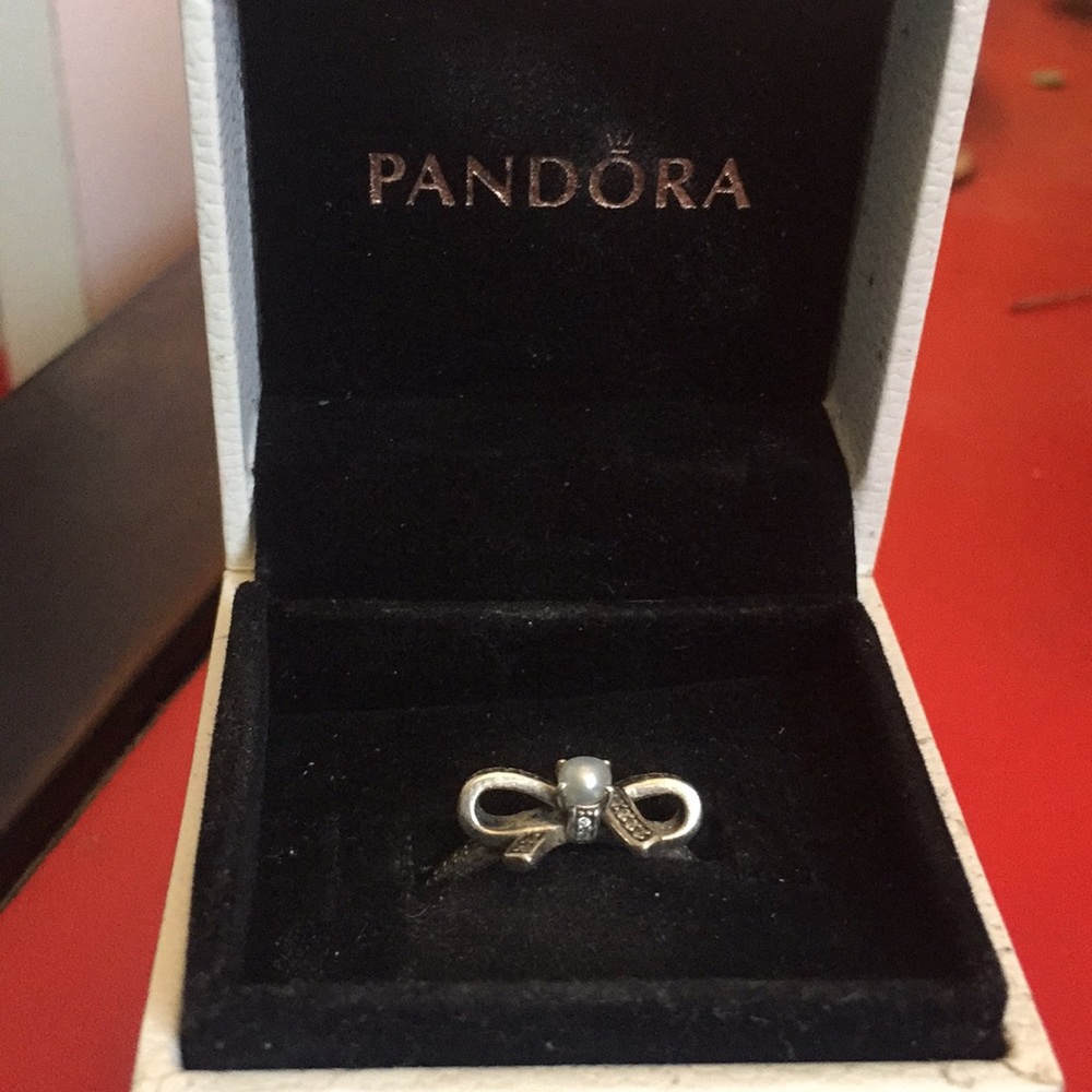 Pandora Bow Ring